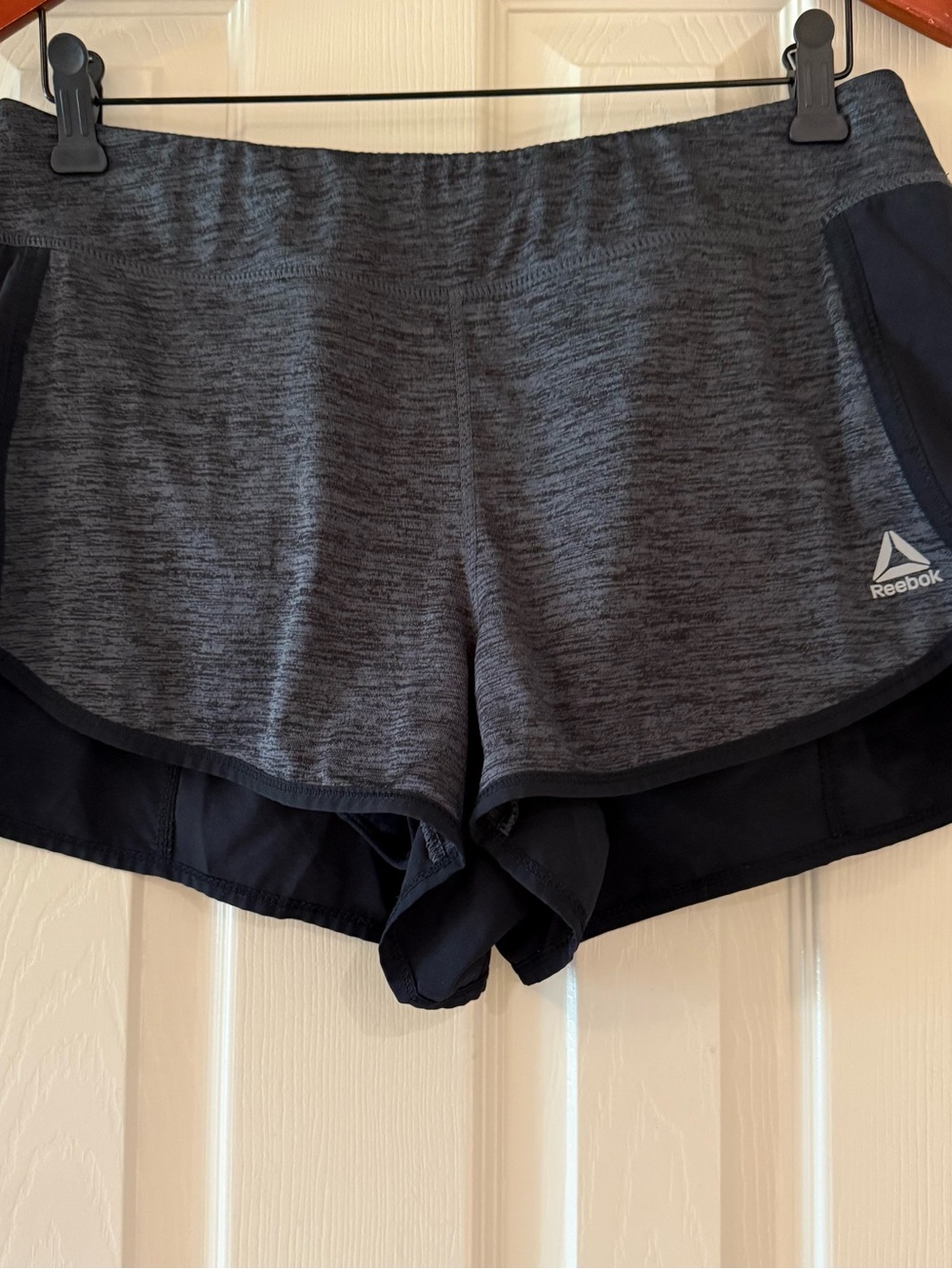 Reebok - athletic shorts - US Size L